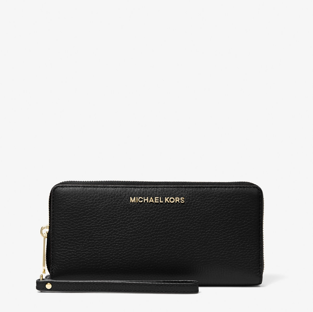 NWOT Michael Kors Travel Large Pebbled Leather Wristlet Black